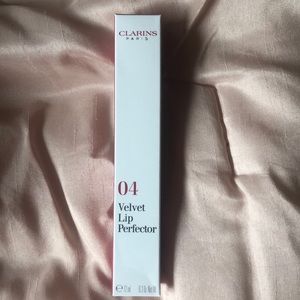 Velvet lip perfect or